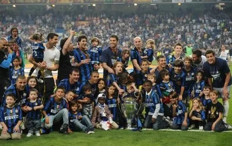 2010欧冠冠军是<a href=/zuqiujrs/intermilan/ target=_blank class=infotextkey>国际米兰</a>